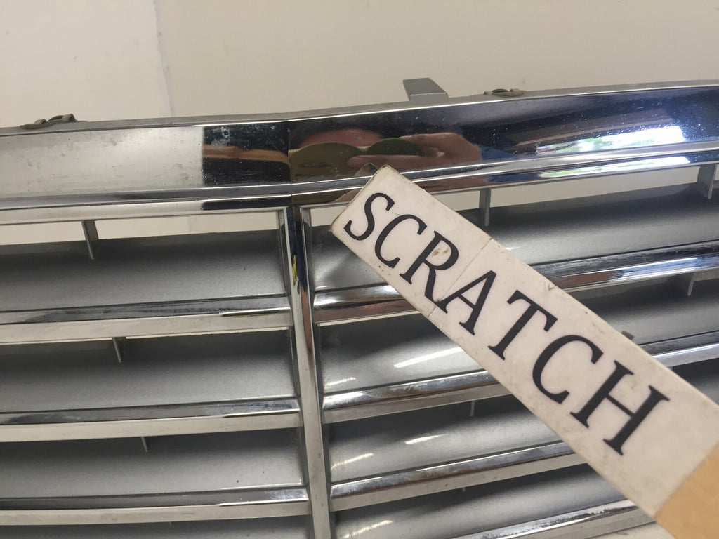 Grille Grill Mercedes benz C Class C230 C280 C320 2005-2007 A2038800223 OEM