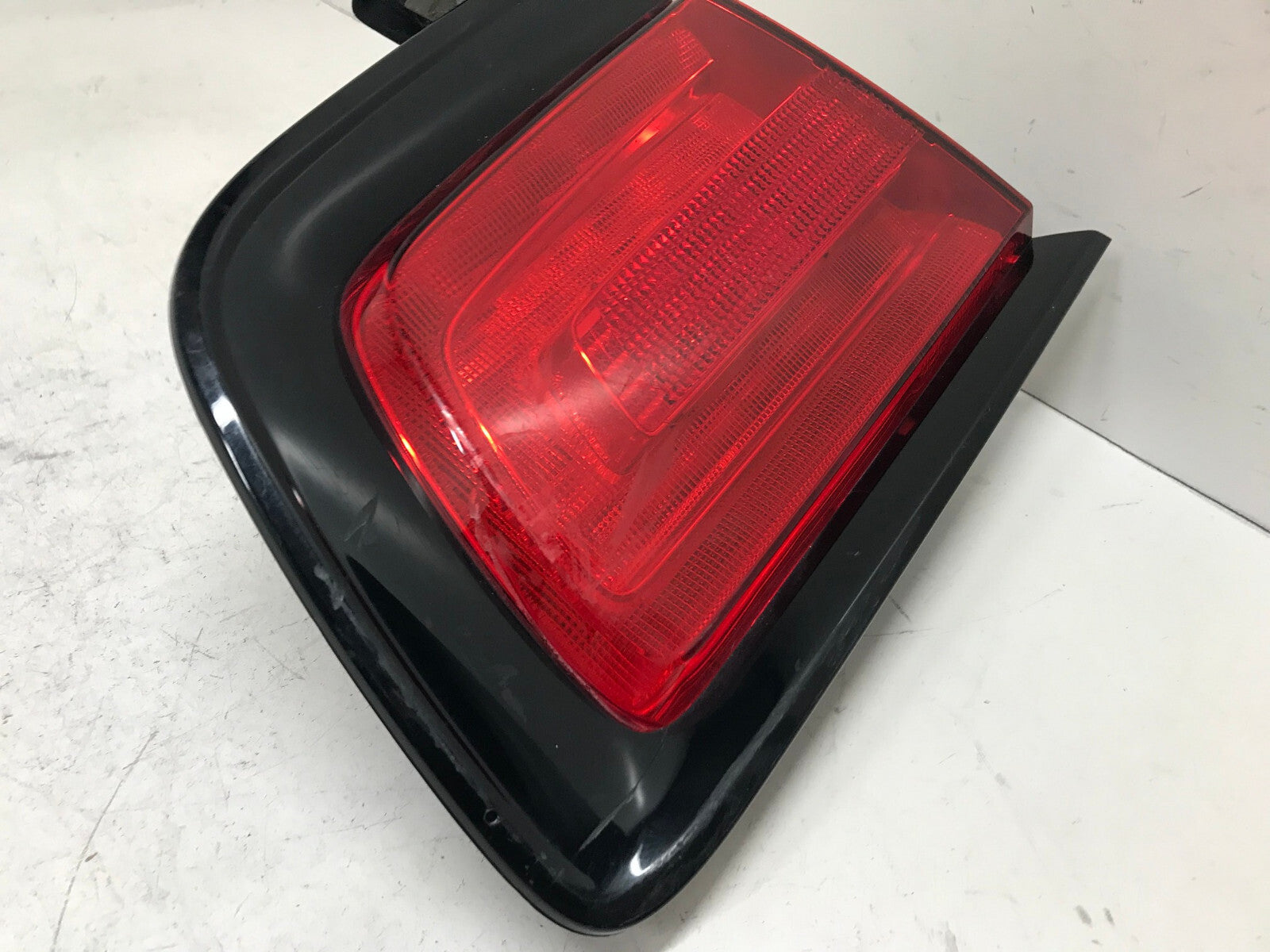 Tail light Damaged LED Left LH Driver Dodge Charger 2011-2014 57010415AF OEM