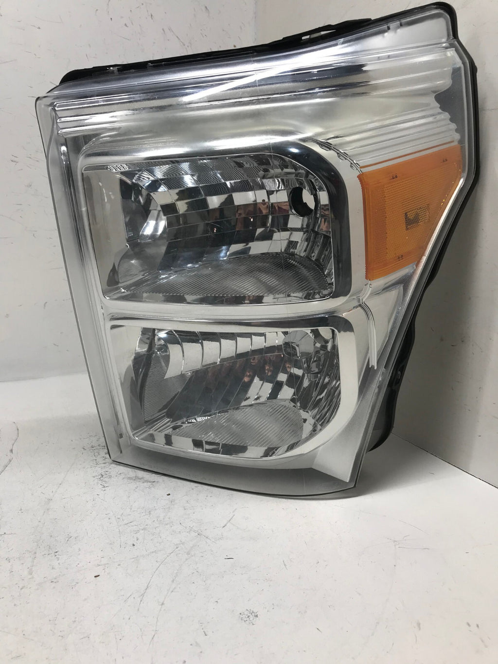 Headlight Damaged LH Driver 11-2015 Ford F350 F450 Super Duty BC34-13006-B OEM