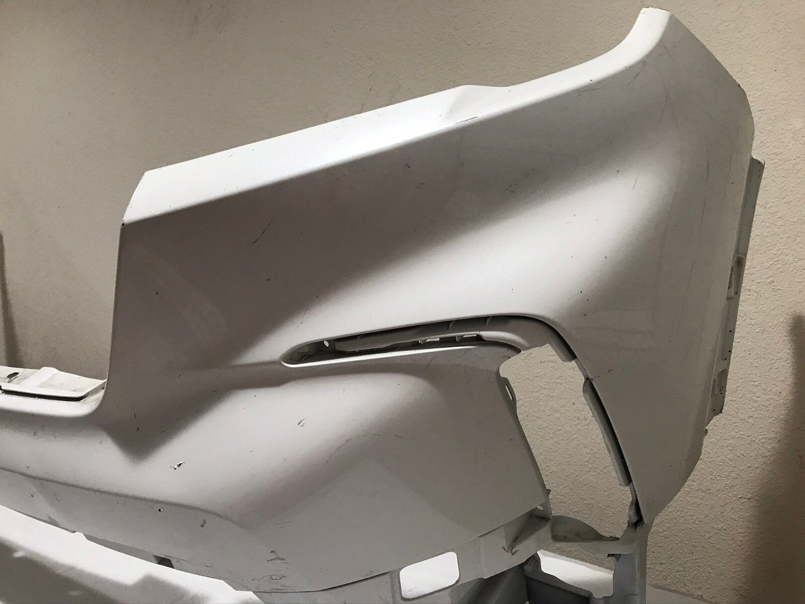 Front Upper Bumper Cover White Honda Pilot 2023-2024 71101-T90-A000 OEM