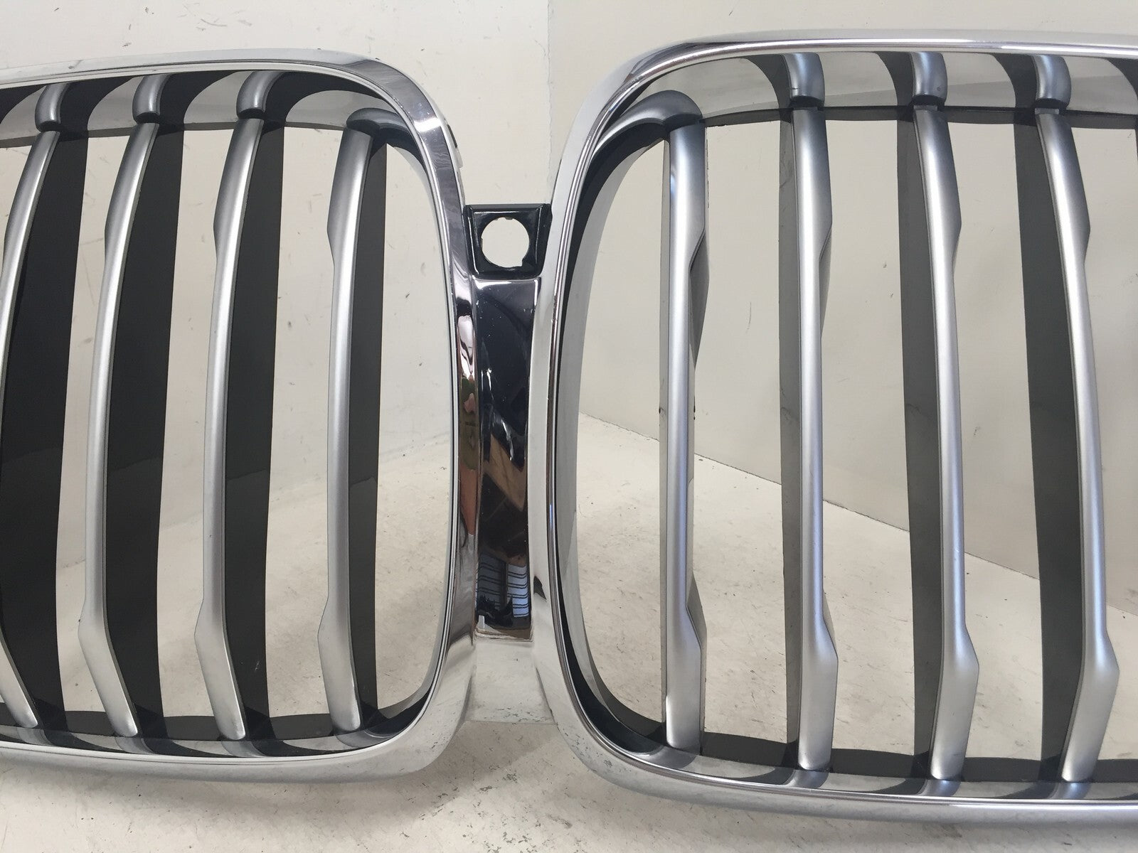 Grille Grill BMW G05 X5 M Sport 2019 2020 20240006541 OEM