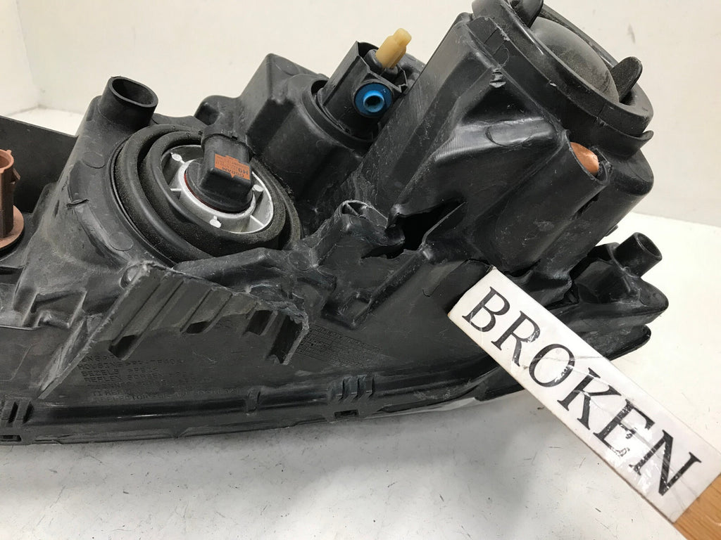 Halogen Headlight Damaged Driver LH Jeep Grand Cherokee 2017-2021 68266647AD OEM