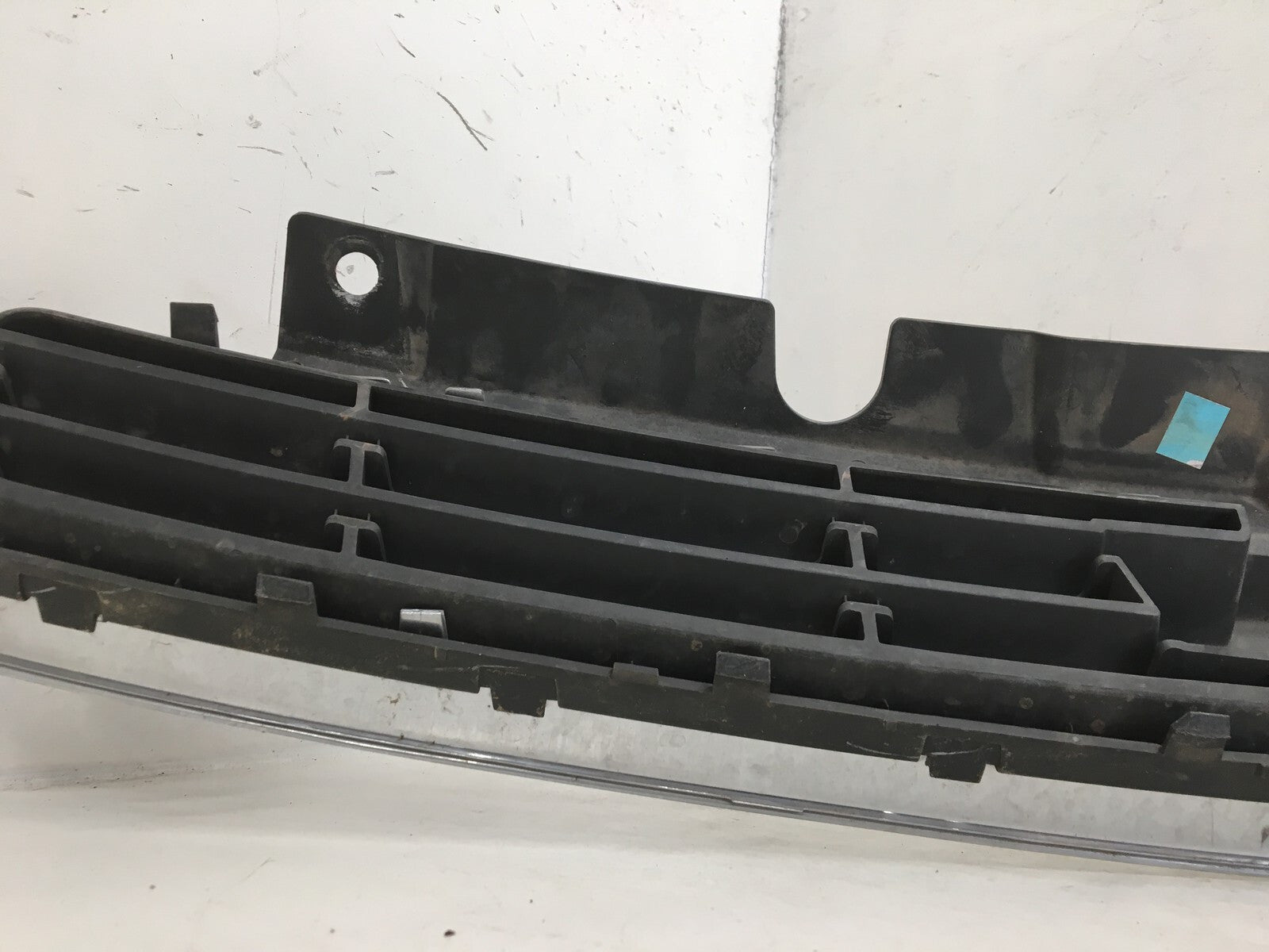 Grille Grill Chevrolet Monte Carlo Impala 2006-2011 10333709 OEM