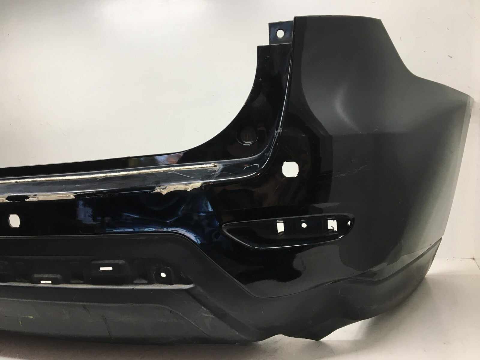 Rear Bumper LOCAL Nissan Pathfinder SL Platinum 2013-2016 85022-3KA0H OEM2