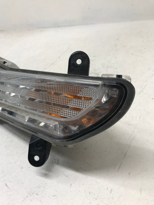 Fog light Damaged Passenger RH Right 2013-2016 Ford Escape CJ54-13B220-AG OEM
