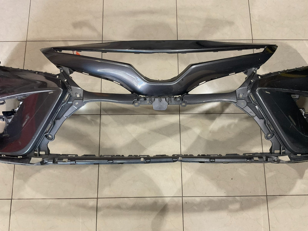 Front Bumper Cover Grey 2018-2020 Toyota Camry Sport SE 52119+06e20 OEM