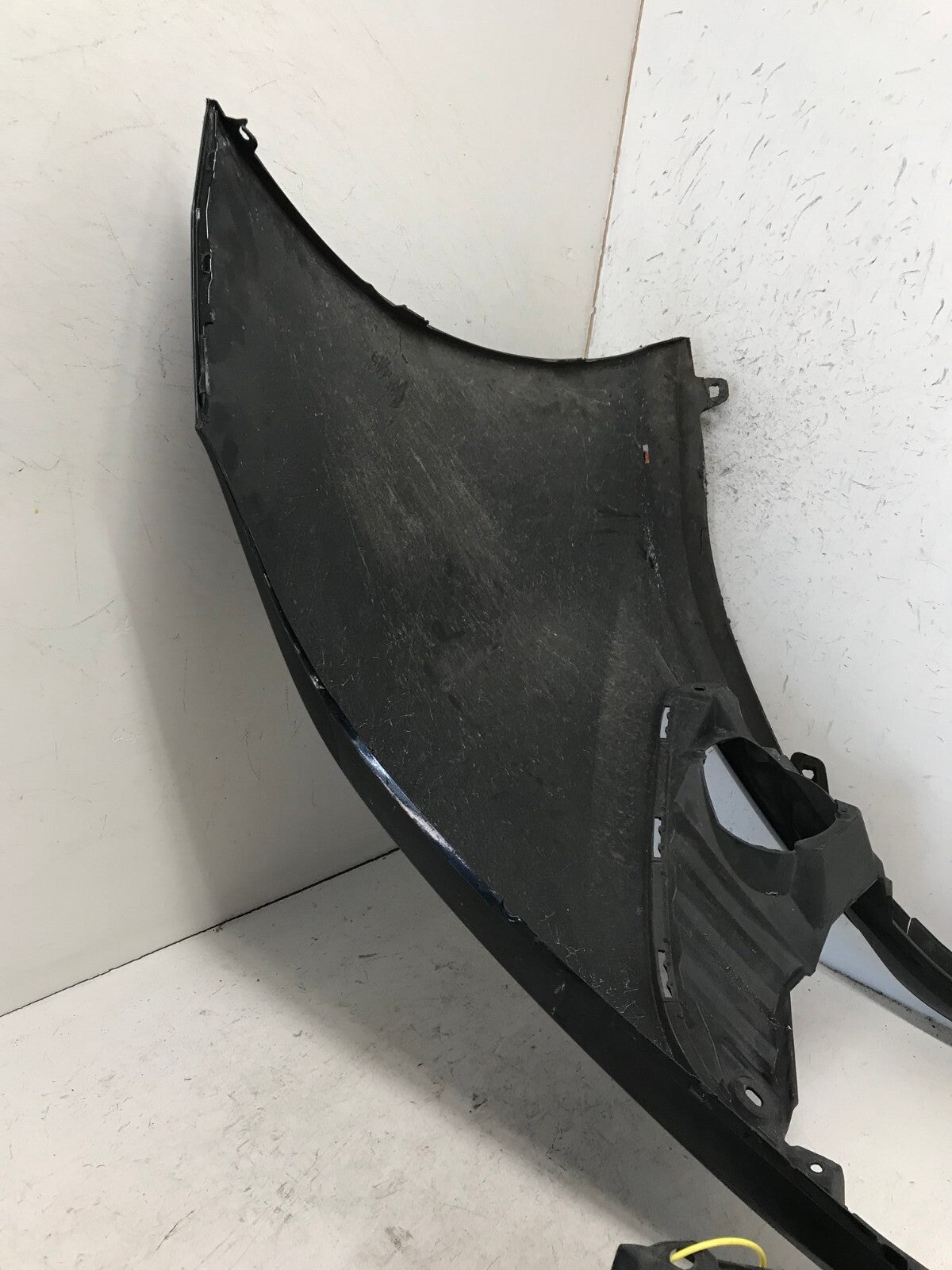 Front Bumper Cover Black 2018-2020 Toyota Camry L/LE/XLE/Hybrid 52119-06D90 OEM
