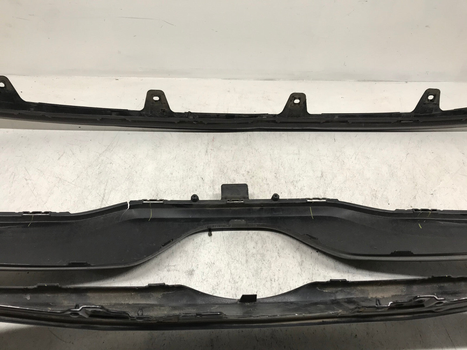 Front Bumper Cover Toyota Camry LE/XLE/Hyb LE/Hybr XLE 4X7 2018 52119-06D90 OEM3