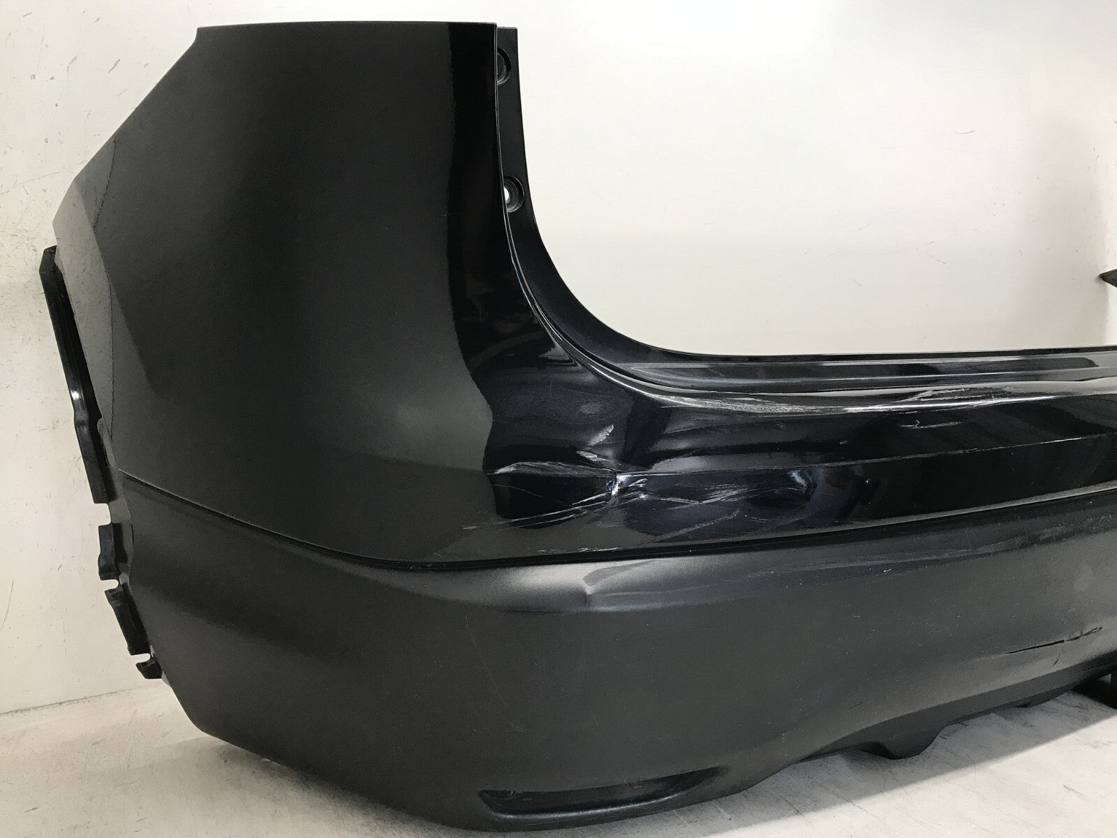 Rear Bumper Cover Nissan Rogue Sport S/SL/SV 2017-2018 85022-6MA0H OEM2
