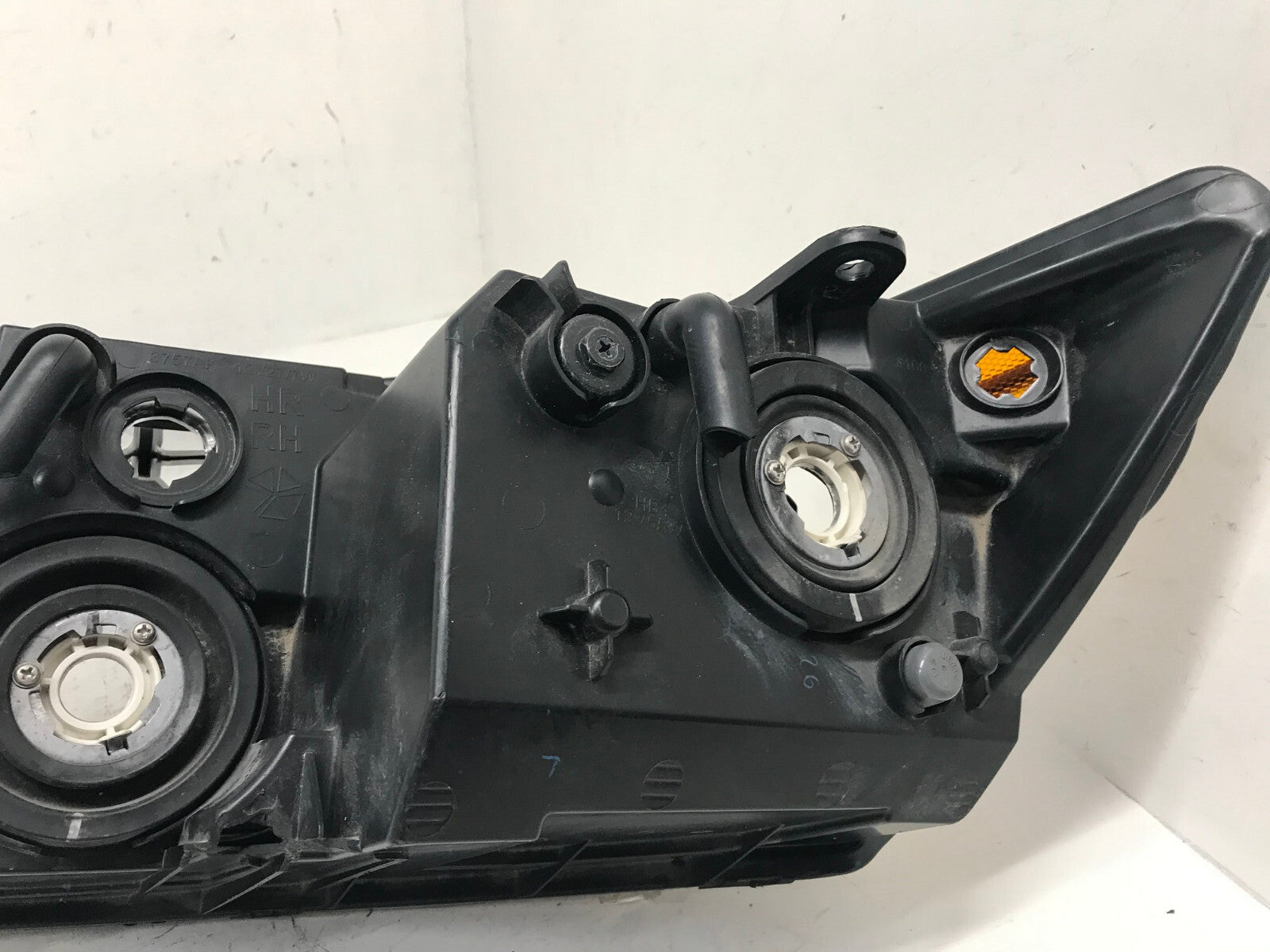 Headlight Damaged Right passenger RH Dodge Journey 2009-2022 05116288AD OEM