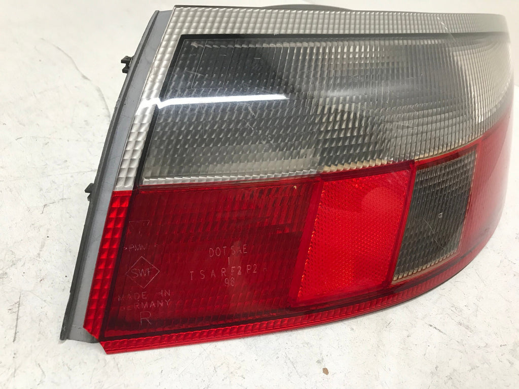 Tail Light RH Passenger 1999-2005 Porsche 911 99663149600 OEM