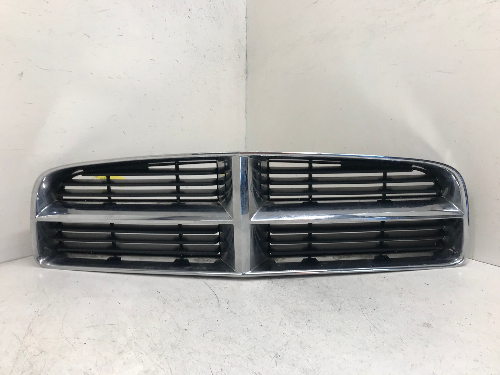 Grill Grille Dodge Charger 2006-2010 1CH87TRMAA OEM