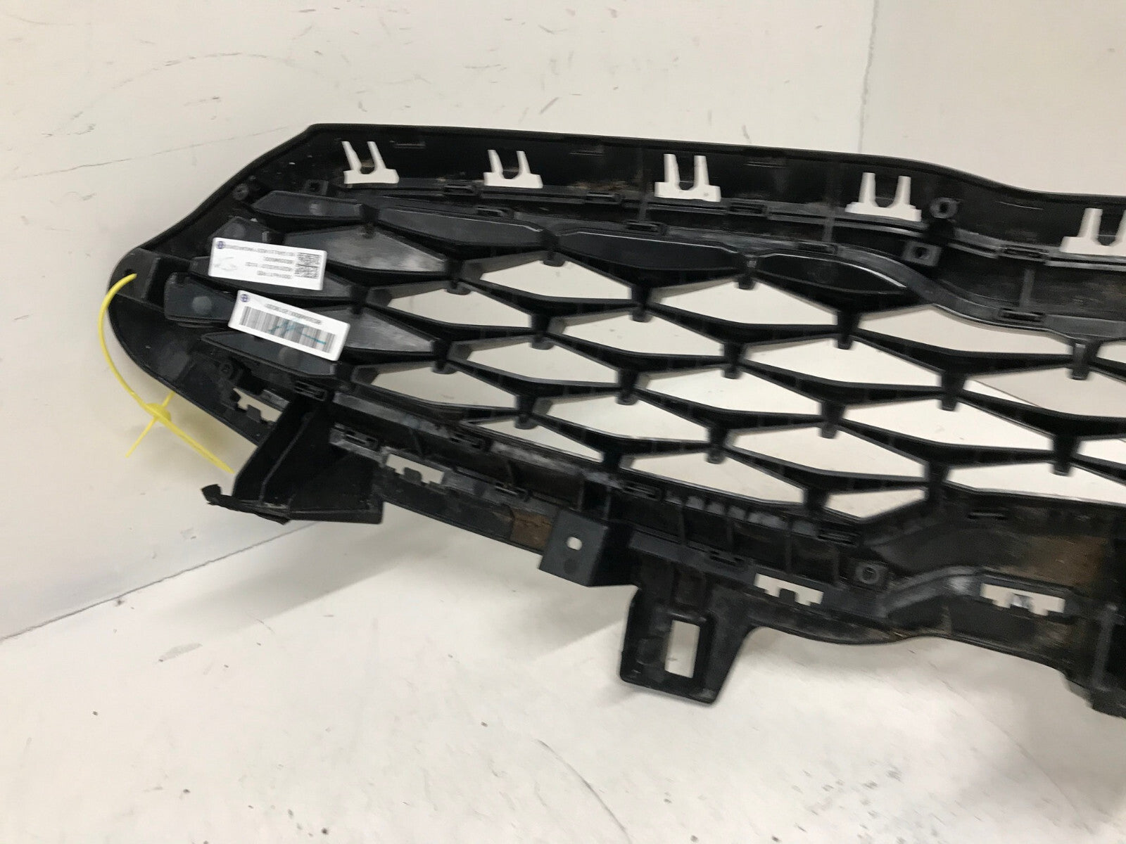 Grill Grille 2019-2021 Kia Forte 86351-M6000 OEM