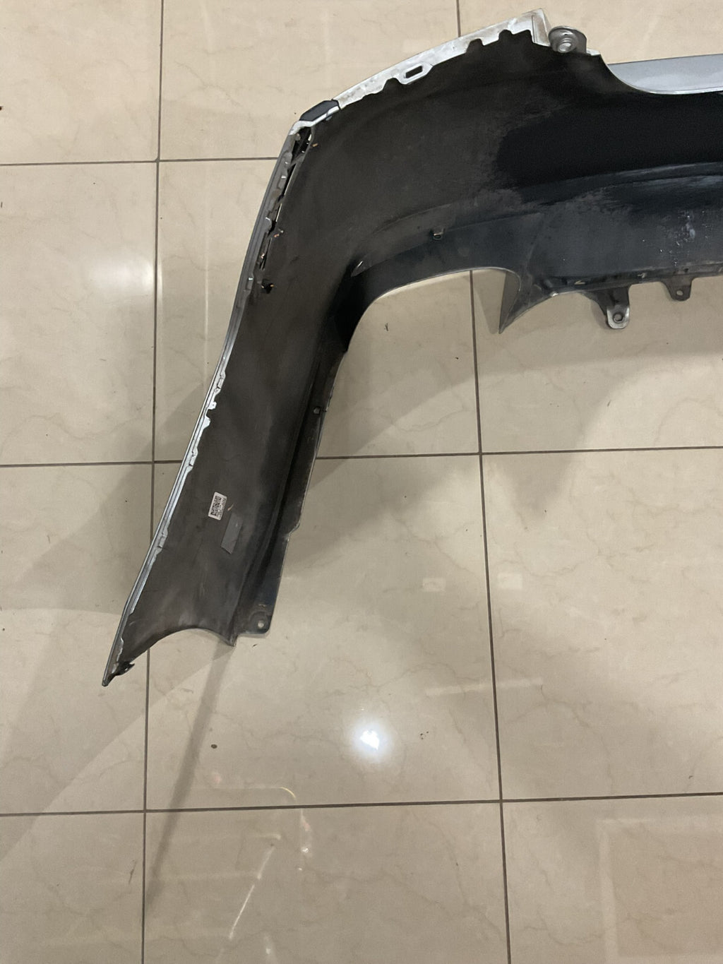 Rear Bumper Cover Silver Toyota Camry SE XSE Hybrid SE 2018-2019 52159+06B50 OEM