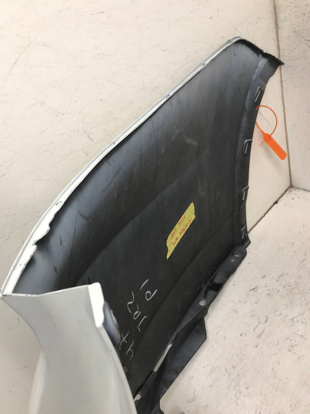 Rear Bumper Cover White 2014-2015 Toyota Highlander /XLE/LE Plus/Hybrid CAPA
