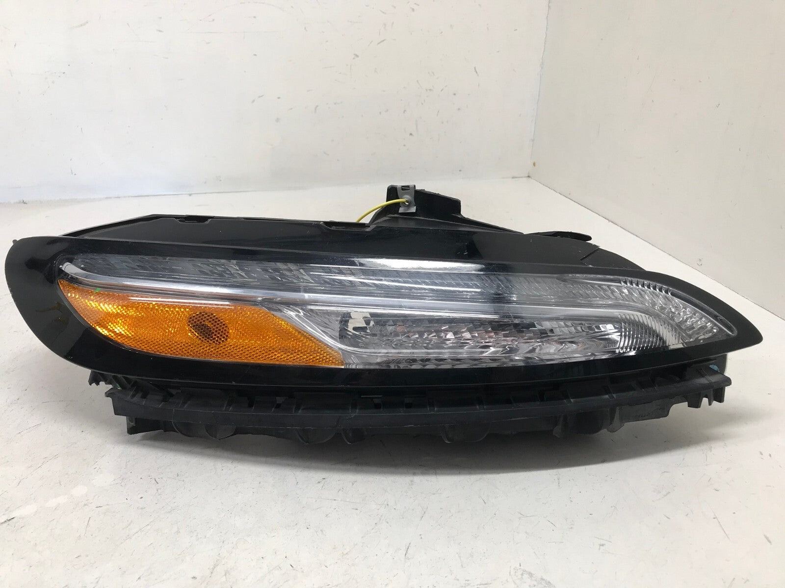 Daytime Running Lamp Front RH Passenger Jeep Cherokee 2014-18 68321886AB OEM