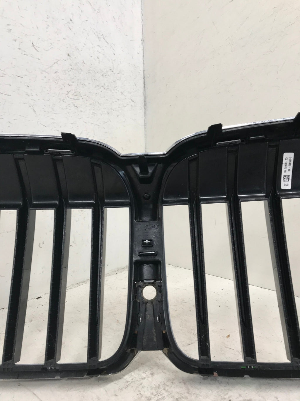 Grille Grill BMW G11 G12 730d 730dX 730i 730Ld 730LdX 730Li 51138494817 OEM