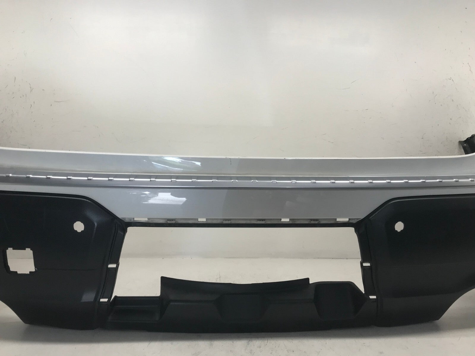 Rear Bumper Cover Subaru Ascent Base/Lted/Premium w/Sensor Hole White 19-21 OEM