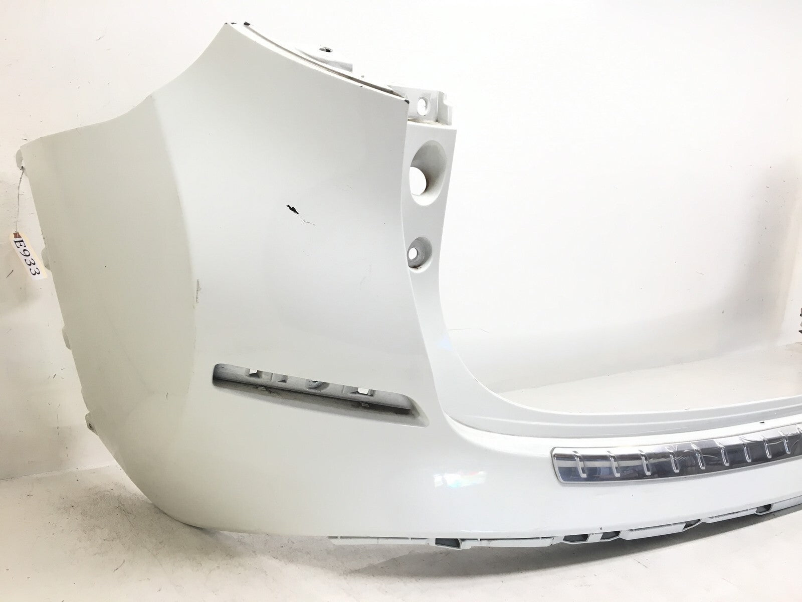 Rear Upper Bumper Cover Nissan Murano S SL SV Platinum 15-2018 85022-5AA0H OEM2