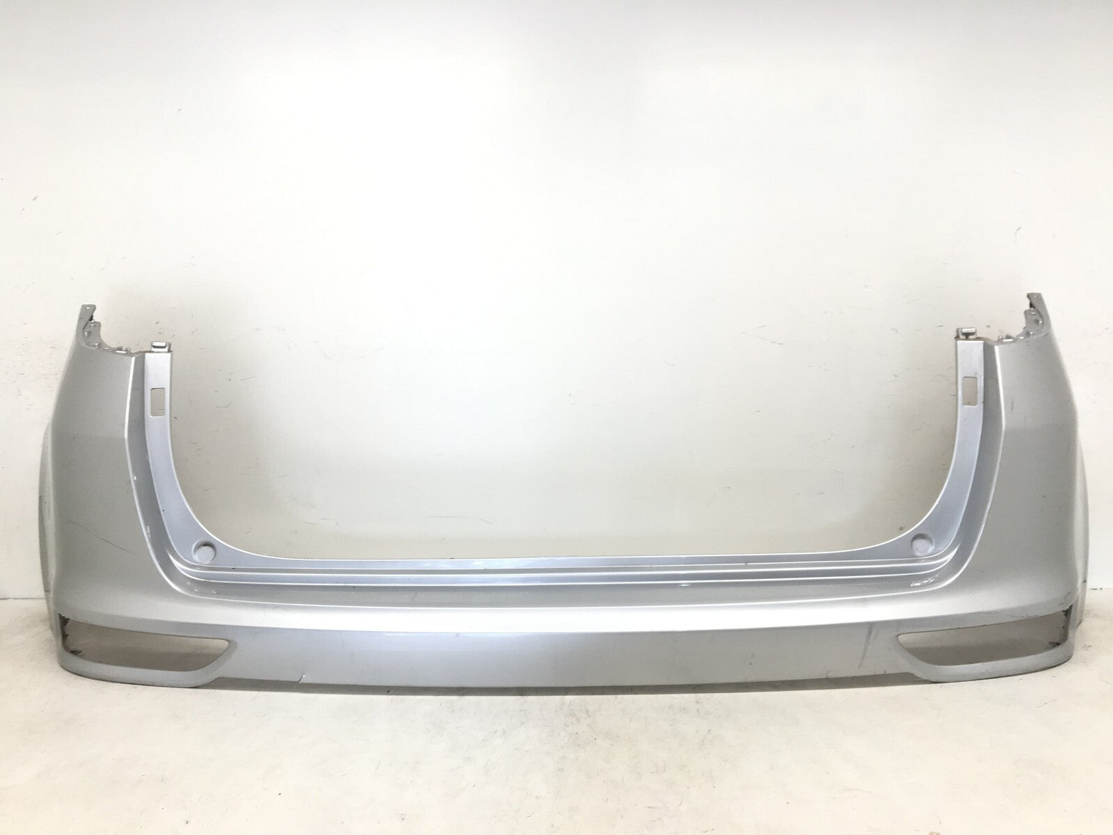 Rear Bumper Cover Kia Sportage EX LX SX Turbo Damaged 2017 2018  86611-D9000 OEM