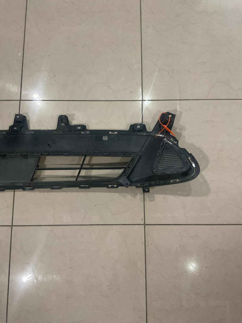 Grill Grille Black 2016-2018 Kia Sorento 86561+c6510 OEM