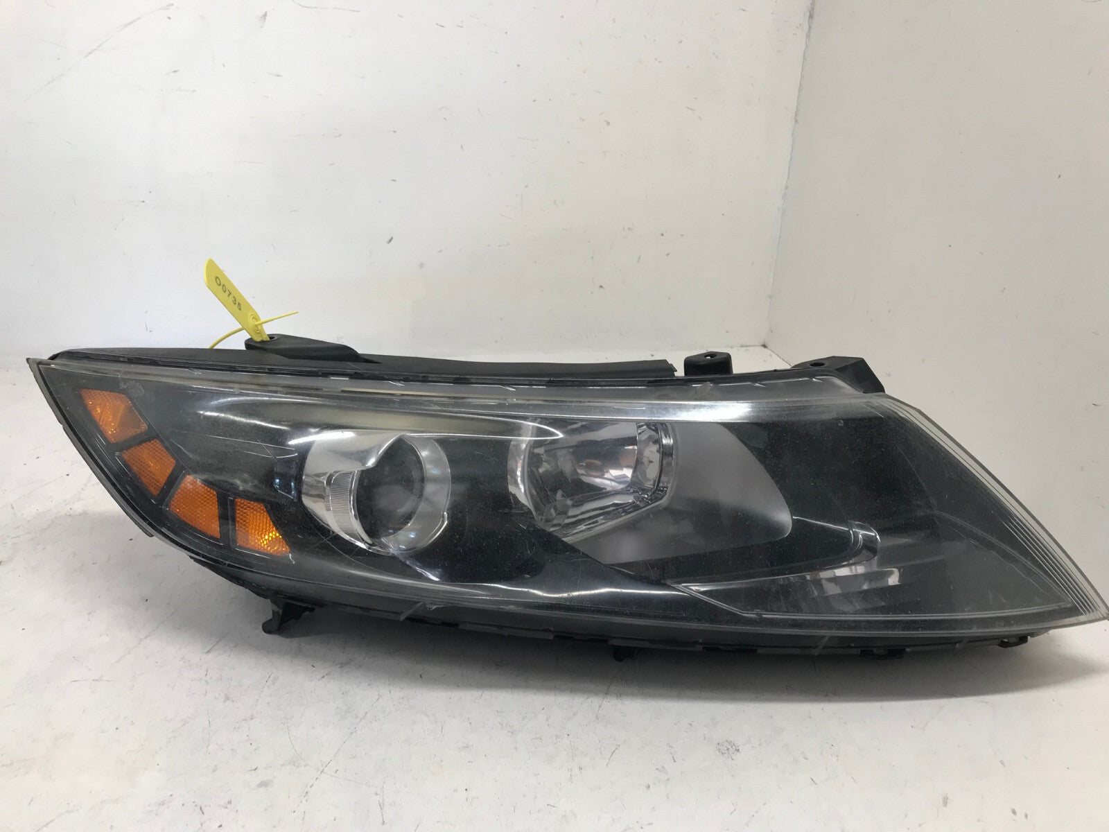 Headlight Damaged Passenger Right RH Kia Optima 2011 2012 2013 323-1135R-AS2 OEM