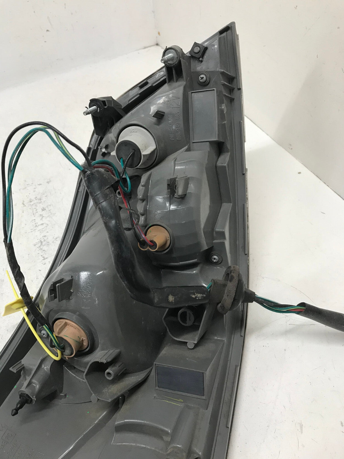 Tail light Damaged Right RH Passenger 2014-2015 Nissan Altima 265509HM0A OEM