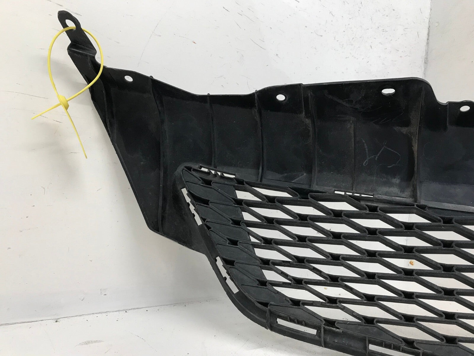 Grille Grill Toyota Corolla 2009-2010 53111-02450 OEM