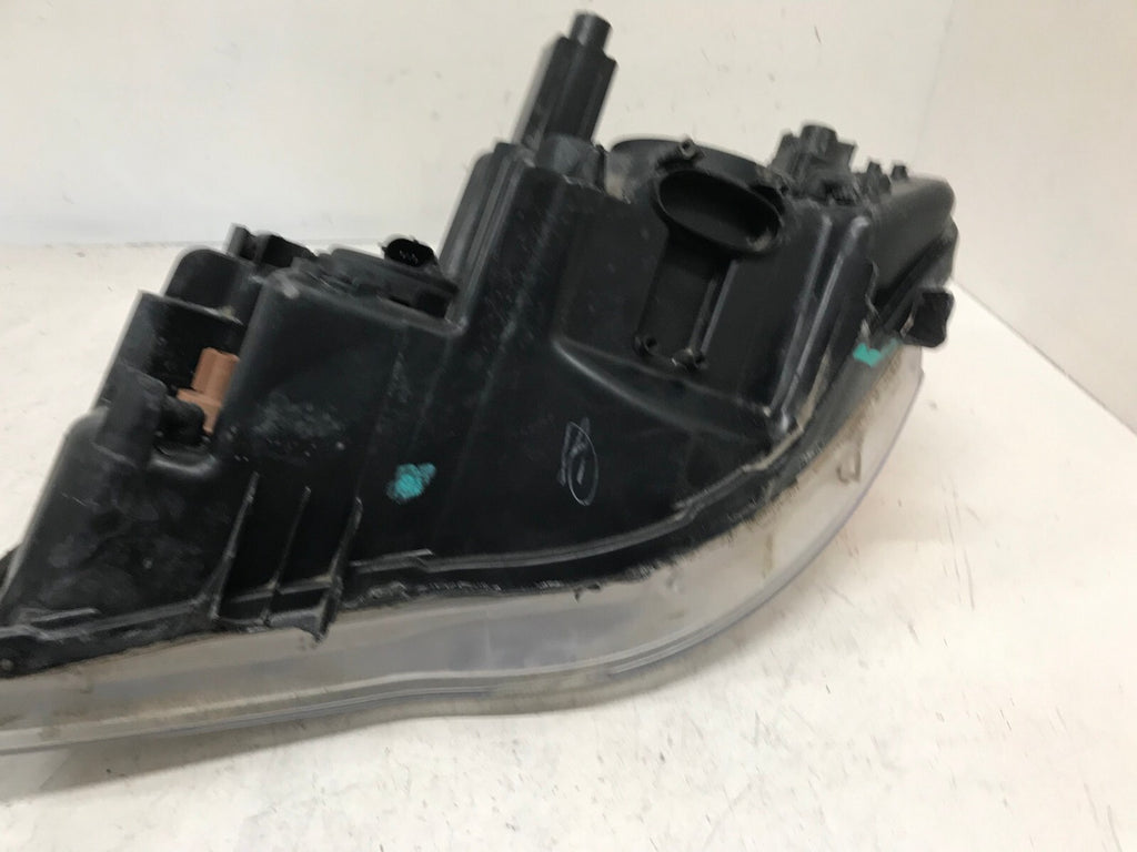 Headlight Damaged Right RH 08-16 Chrysler Town & Co 11-20 Caravan 5113336AG OEM