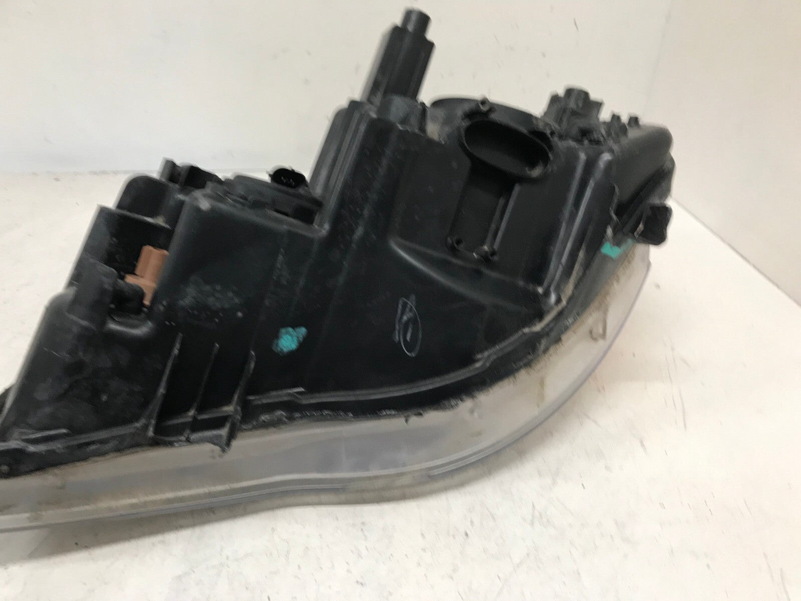 Headlight Damaged Right RH 08-16 Chrysler Town & Co 11-20 Caravan 5113336AG OEM