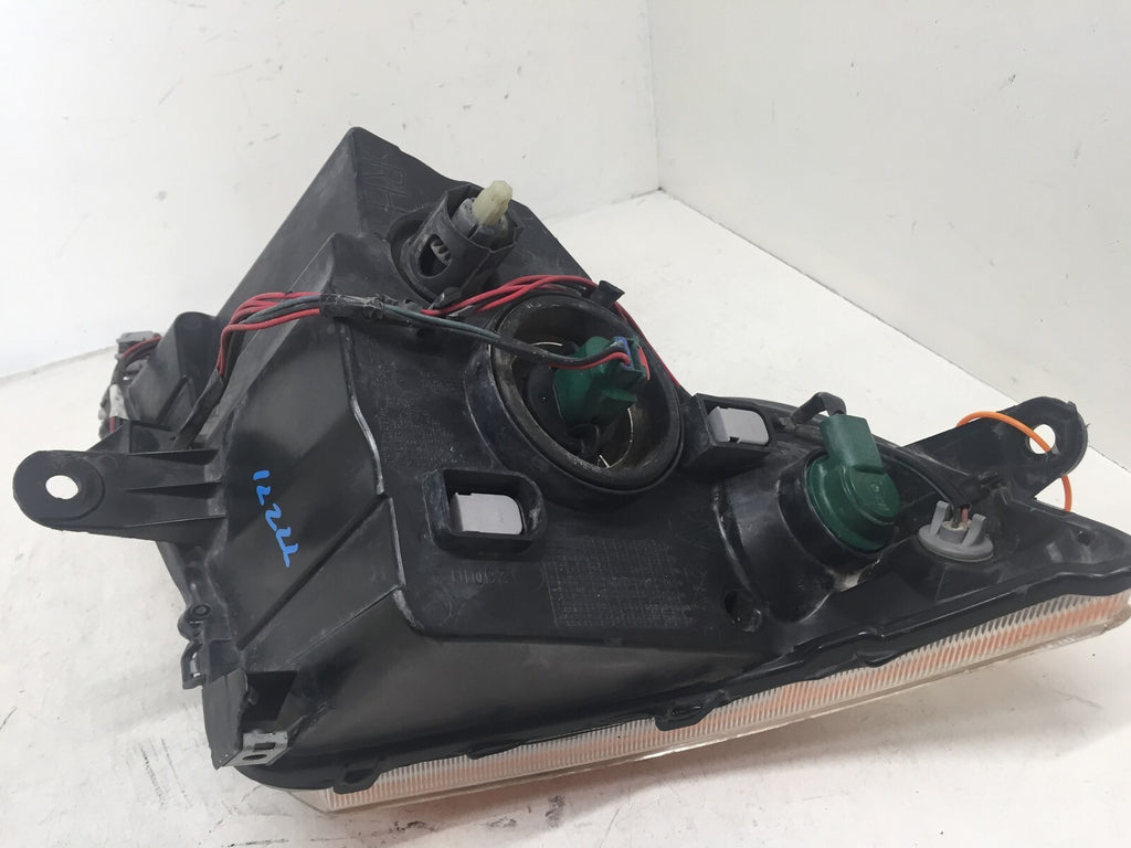 Headlight Damaged Right Passenger Nissan Sentra Sedan 2007-2009 26010-ET000 OEM