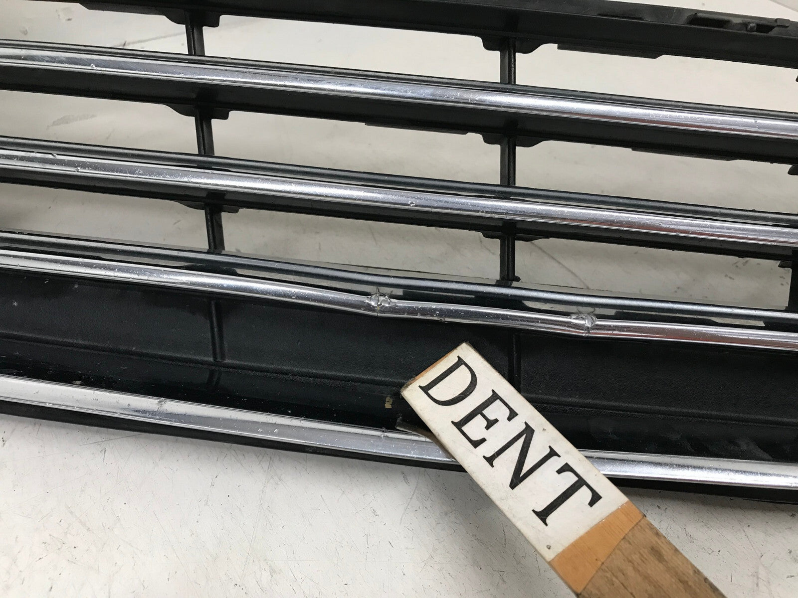 Grille Grill 2013 2014 2015 Ford Fusion DS73-8150-BDW OEM