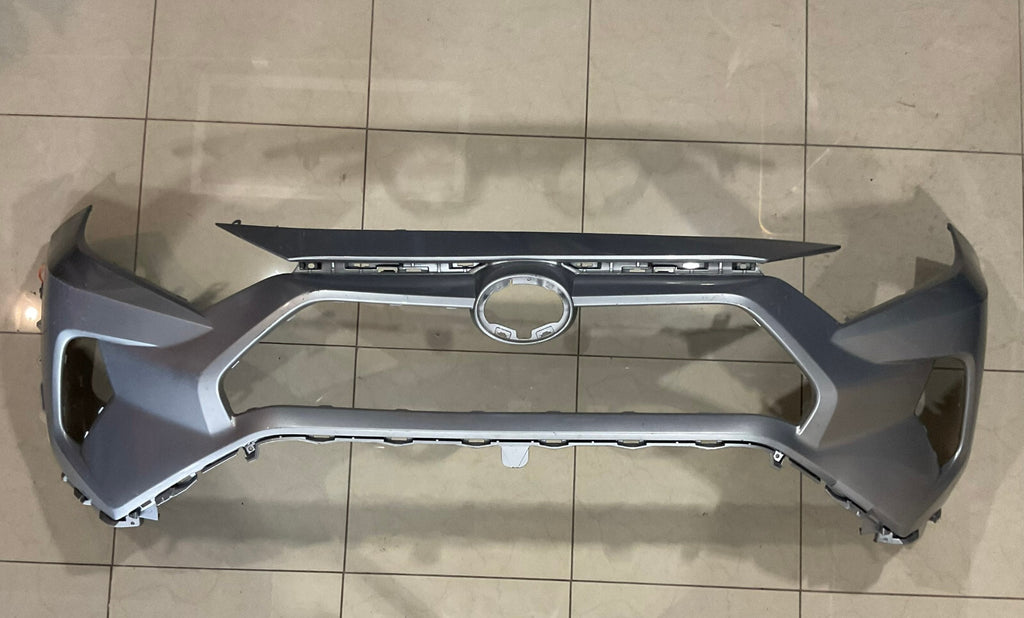 Front Bumper Cover Silver Toyota RAV4 2019-2021 52119-OR200 OEM