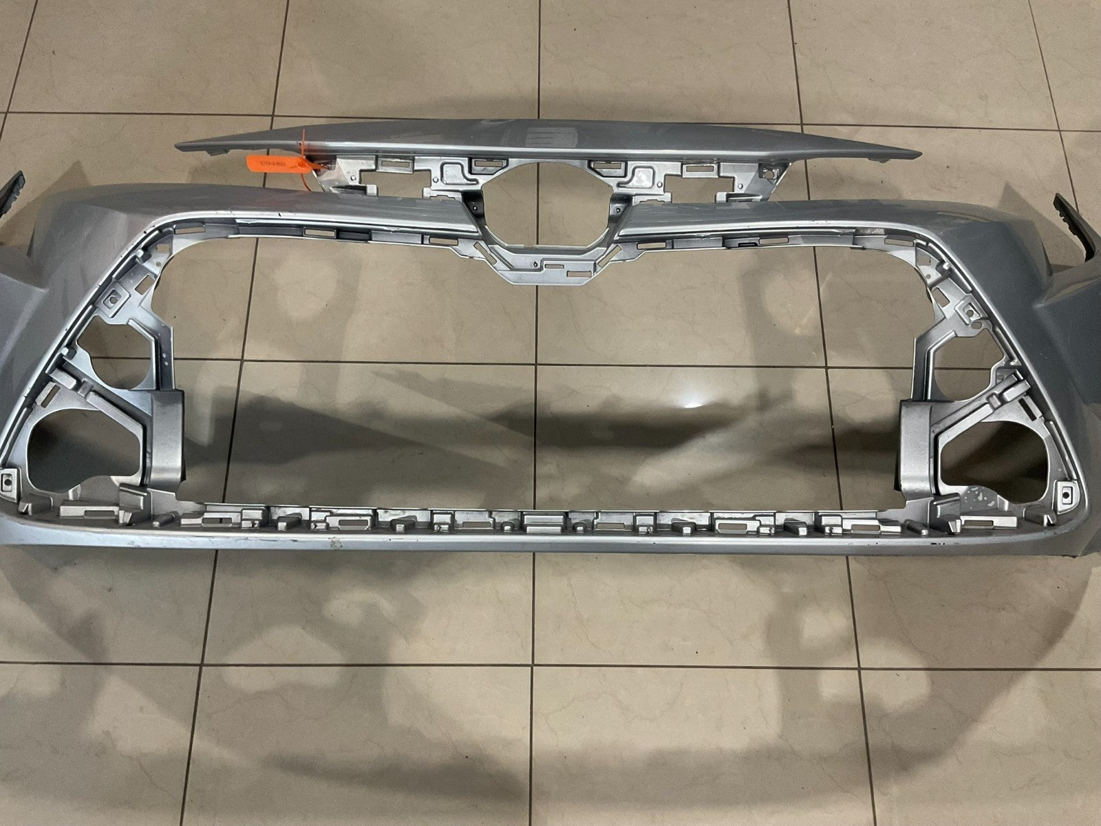 Front Bumper Cover Silver 2020 2021 Toyota Corolla LE XLE 52119+02n91 OEM