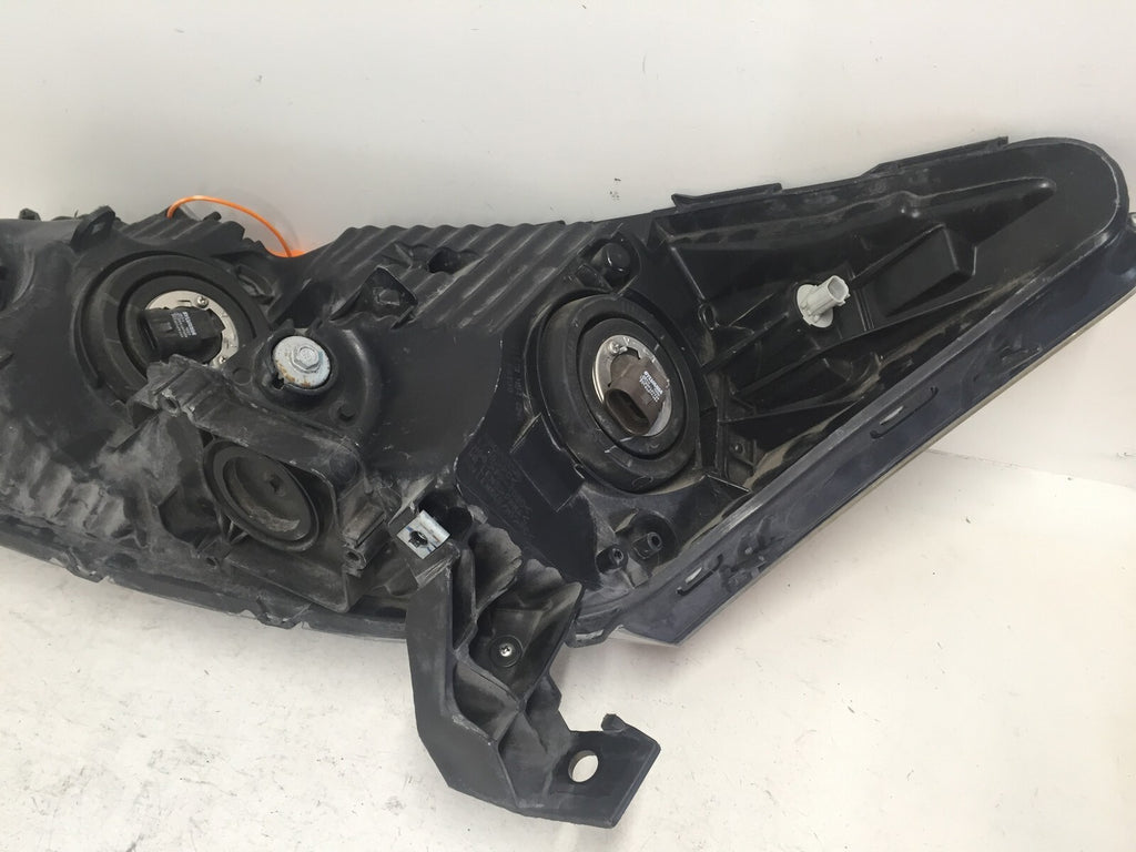 Halogen Headlight Damaged Right RH Honda Accord Sedan 08-12 33100-TA0-A01 OEM
