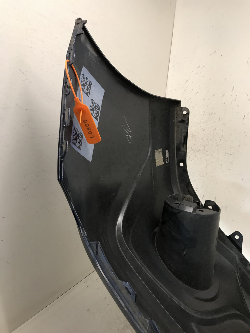 Front Bumper Cover Subaru Outback 2.5i/2.5i Premium/3.6R Limited 2018-2019 OEM3