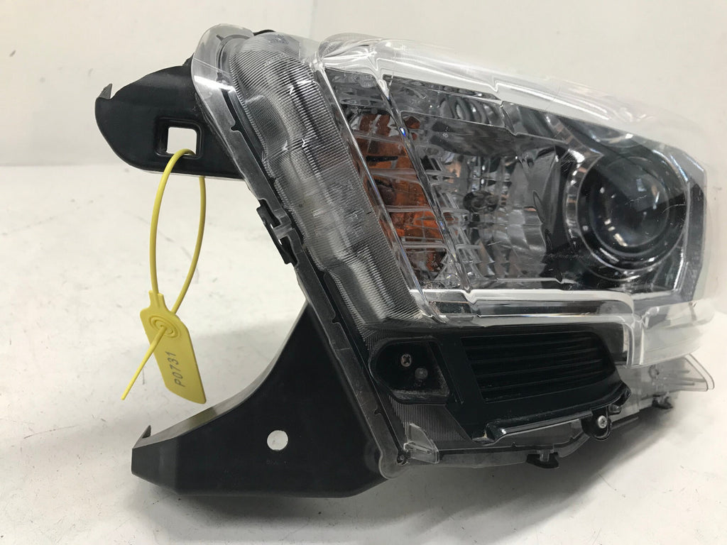 Headlight Damaged Left Driver LH Toyota Tacoma 2016-2021 8115004250 OEM