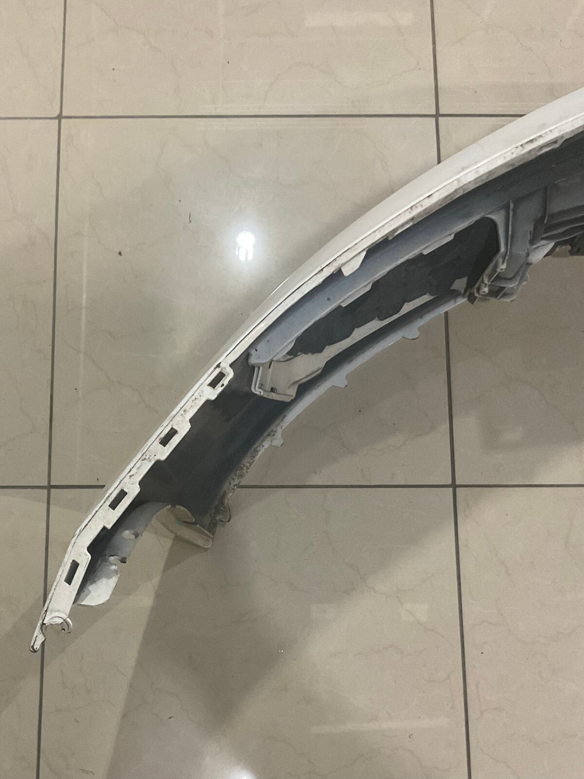 Front Bumper Cover White Volkswagen Passat 2016 2017 2018 561+807+221 OEM