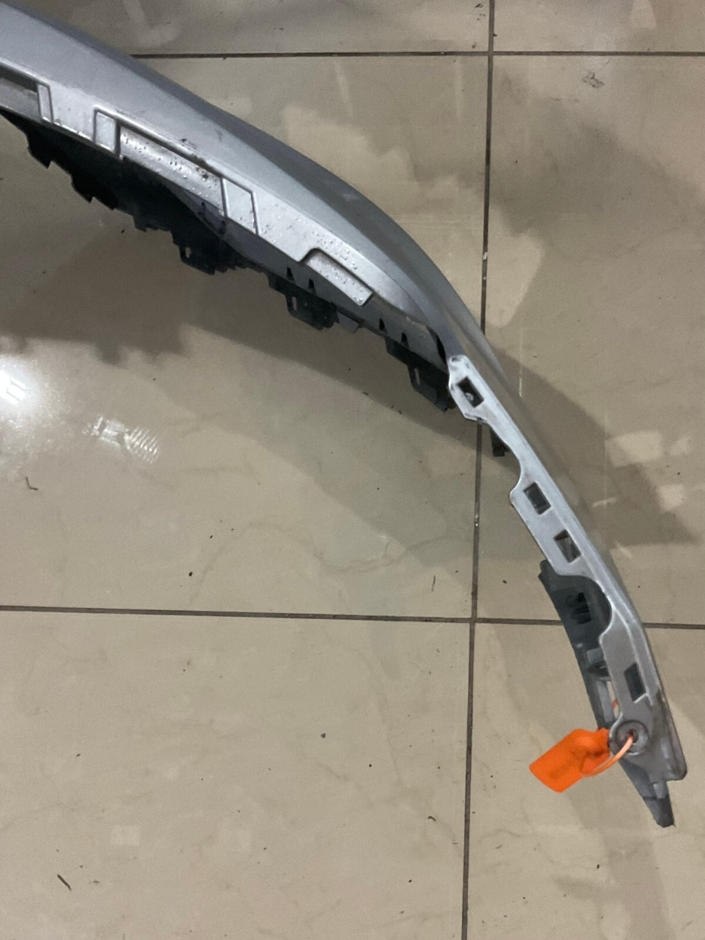 Front Bumper Cover Silver 2018-2021 Volkswagen Tiguan 5NN+807+221 OEM