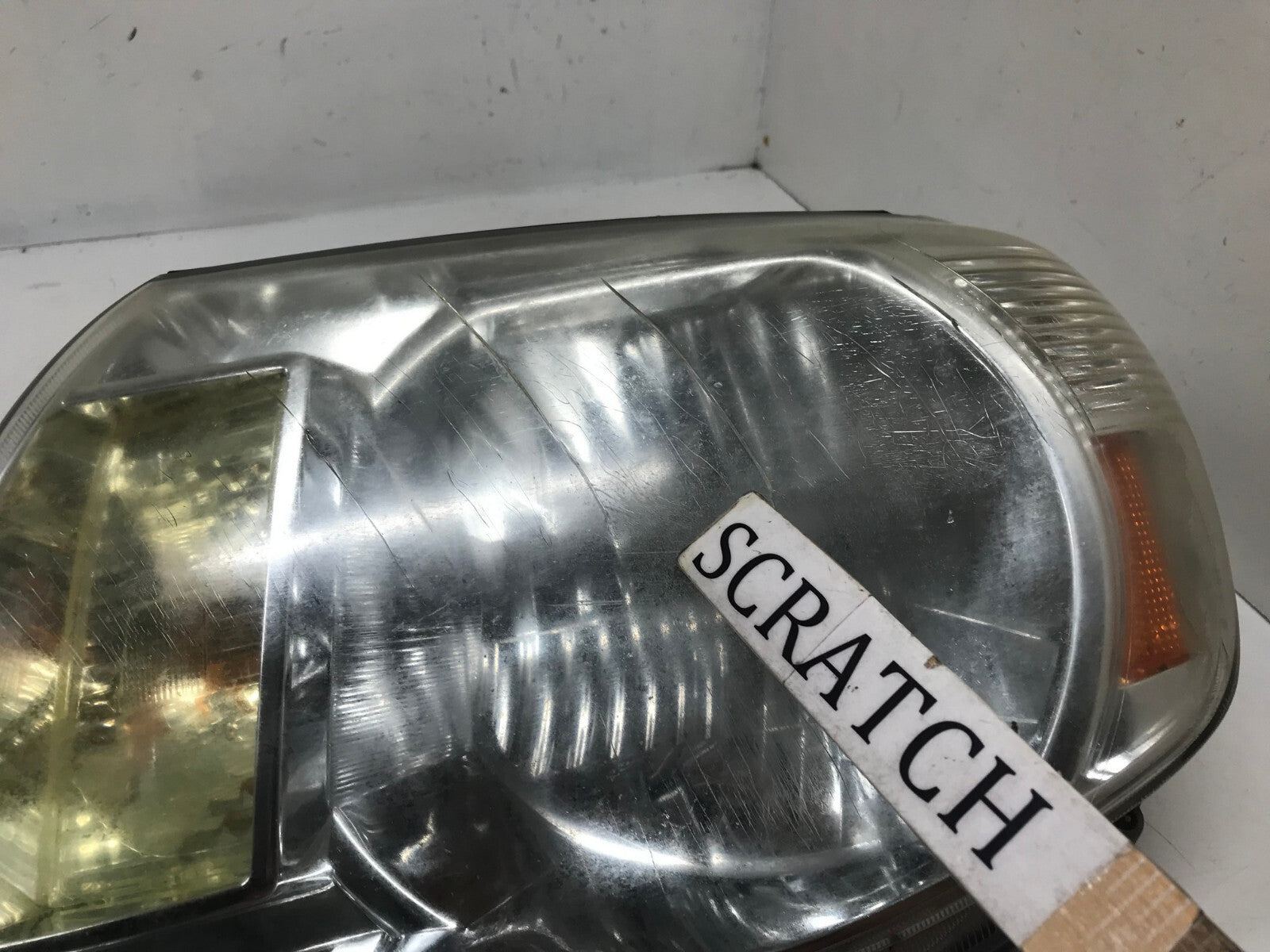 Headlight Damaged Left LH Driver 2005-2011 Toyota Tacoma 81150-04163 OEM