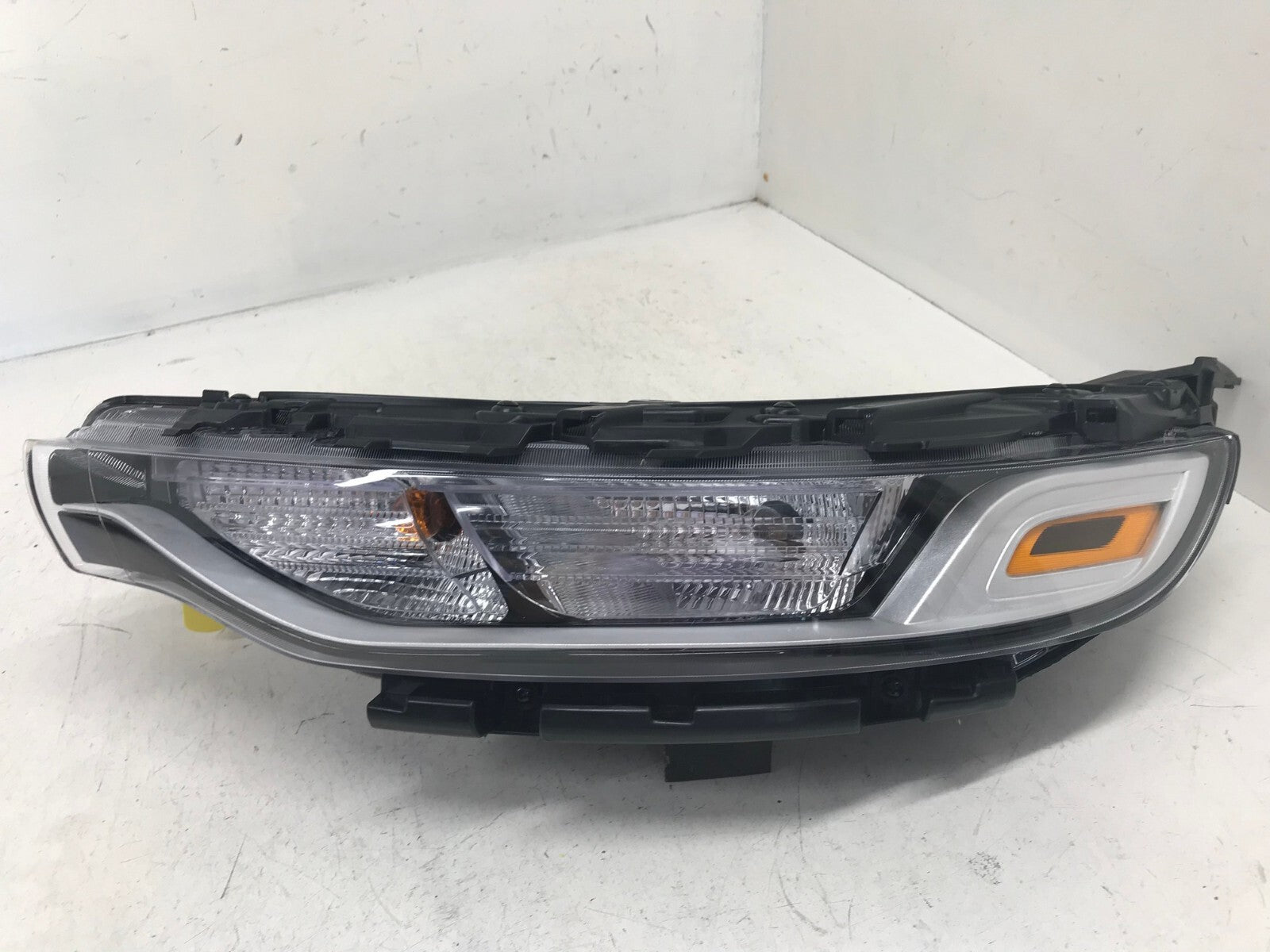 Running light Damaged Left Driver LH Kia Soul 2020 2021 CAPA