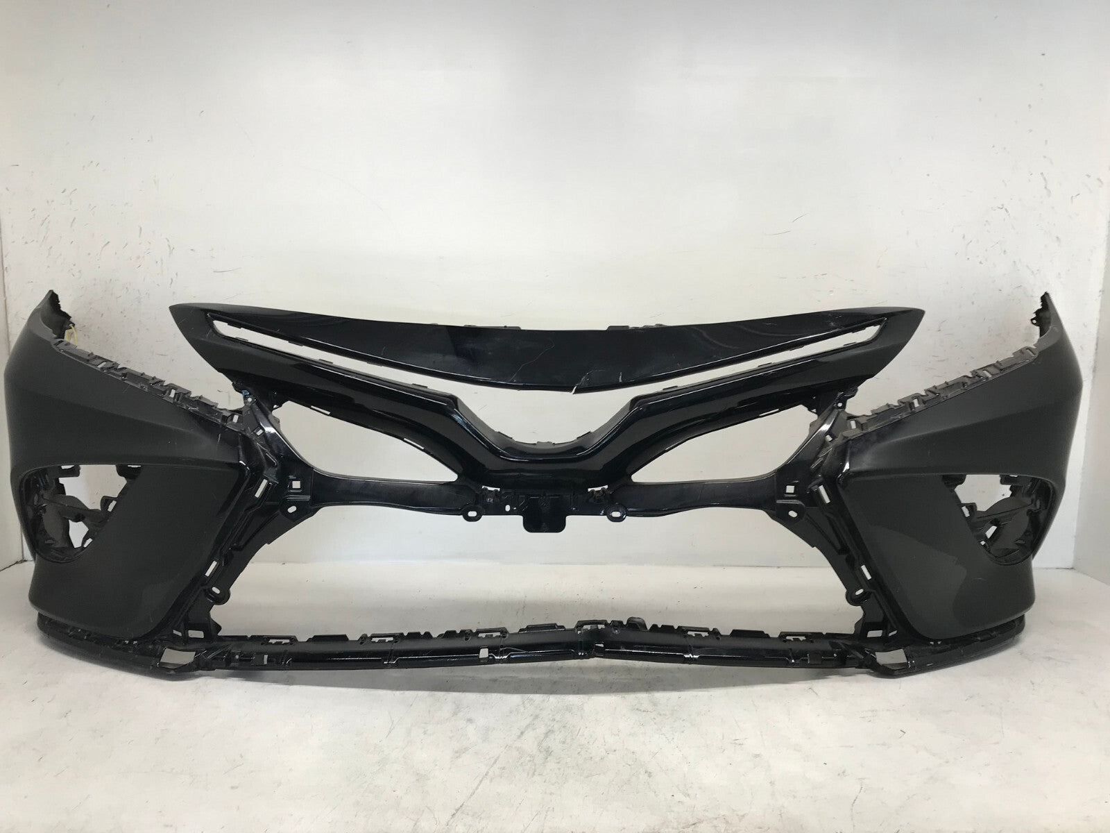 Front Bumper Cover Toyota Camry SE XSE Hybrid SE Black 18 2019 52119-06E20 OEM4