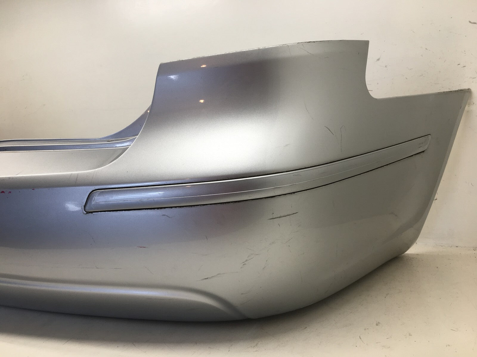 Rear Bumper Cover Hyundai Sonata GLS SE Limited 2 4L Only 09 10 86611-0A800 OEM