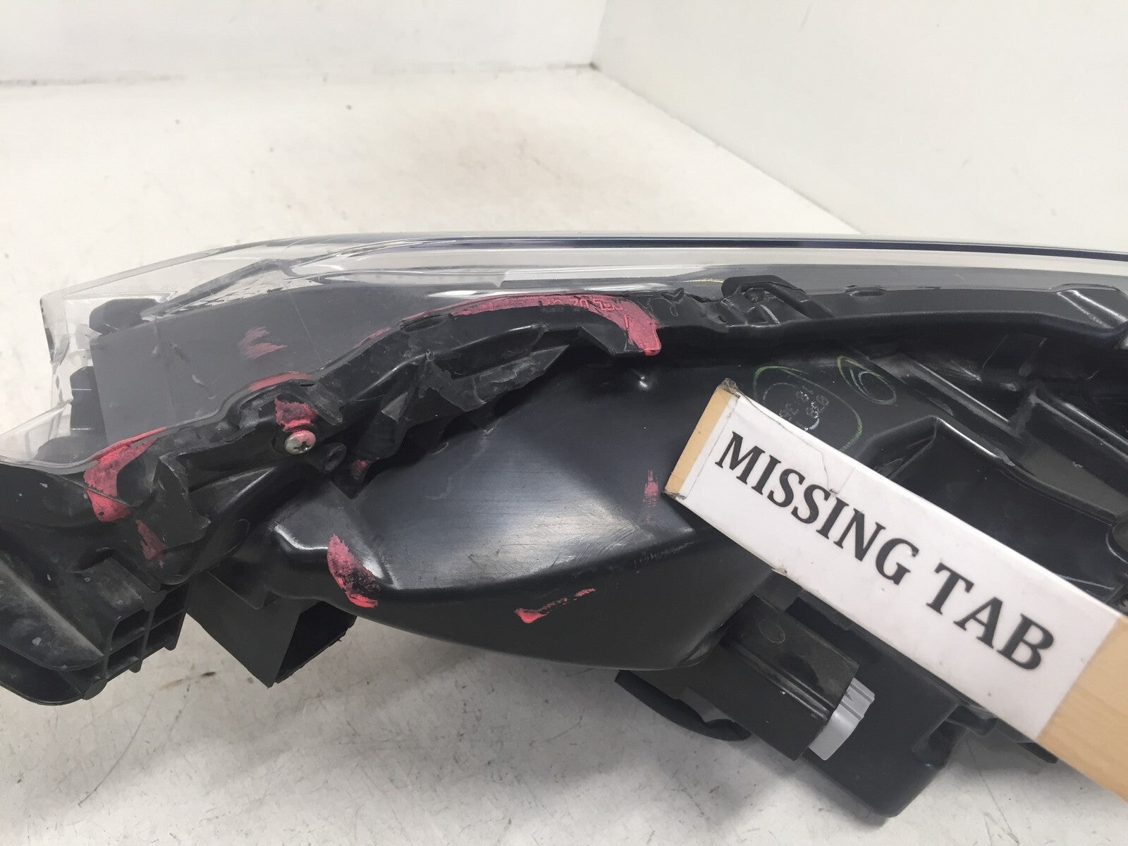 Headlight Damaged Headlamp passenger RH Toyota Corolla CE L LE LE ECO 17-19 OEM