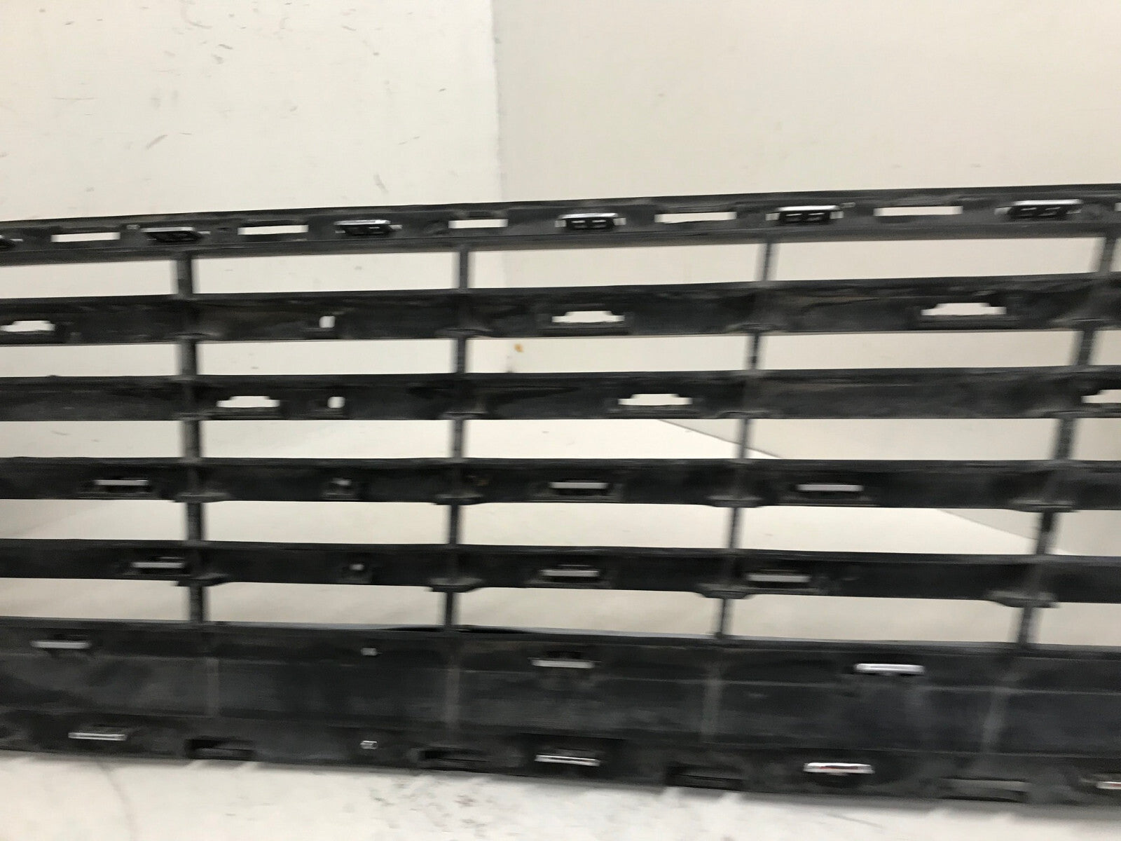 Grille Grill 2013 2014 2015 Ford Fusion DS73-8150-BDW OEM