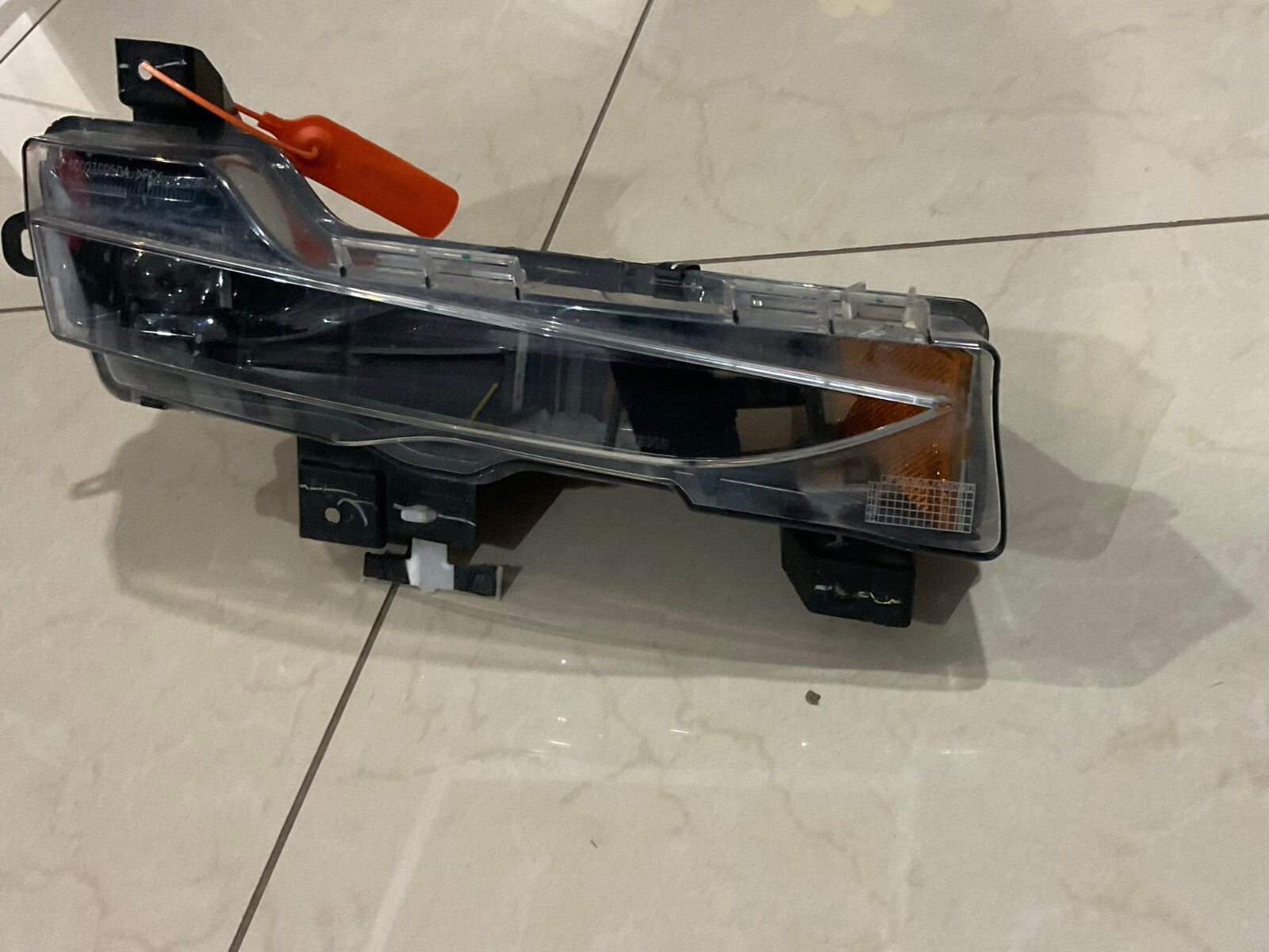 Fog light Damaged Lower RH light Damaged 17-2022 Tesla Model 3 Y 6002TA0404 OEM