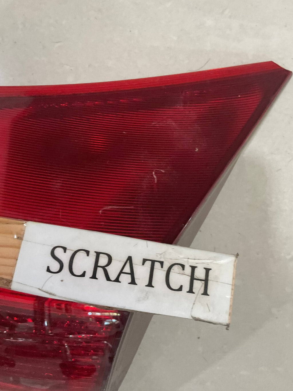 Tail light Damaged Right Passenger RH 2013 - 2015 Toyota RAV4 CAPA