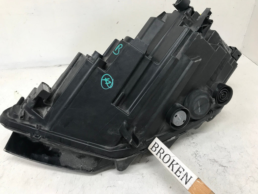Headlight Damaged RH Volkswagen Jetta (For Parts Only) 2019-2021 17A941036F OEM