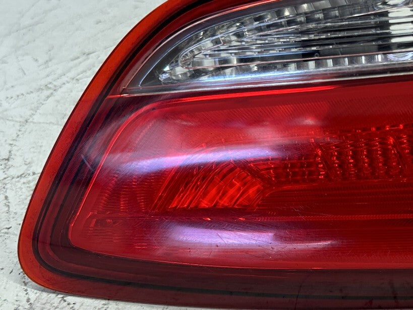 Tail Light Left LH Damaged 2018 - 2020 Hyundai Elantra GT i30 92403G4000 OEM