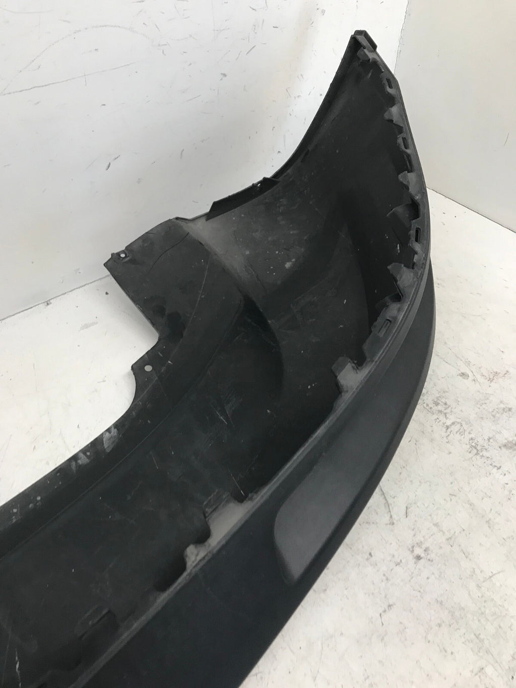 Rear Lower Bumper Cover Black Volkswagen Tiguan 09-18 5N0807521 OEM